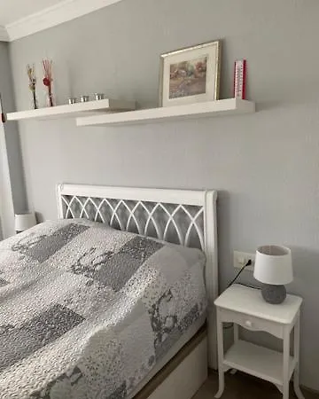 With A View Of The Sea Apartmán